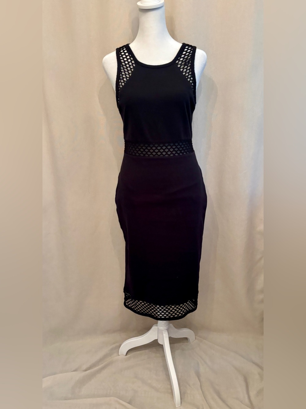 Express Mesh Cut-Out Midi Dress — Size 4